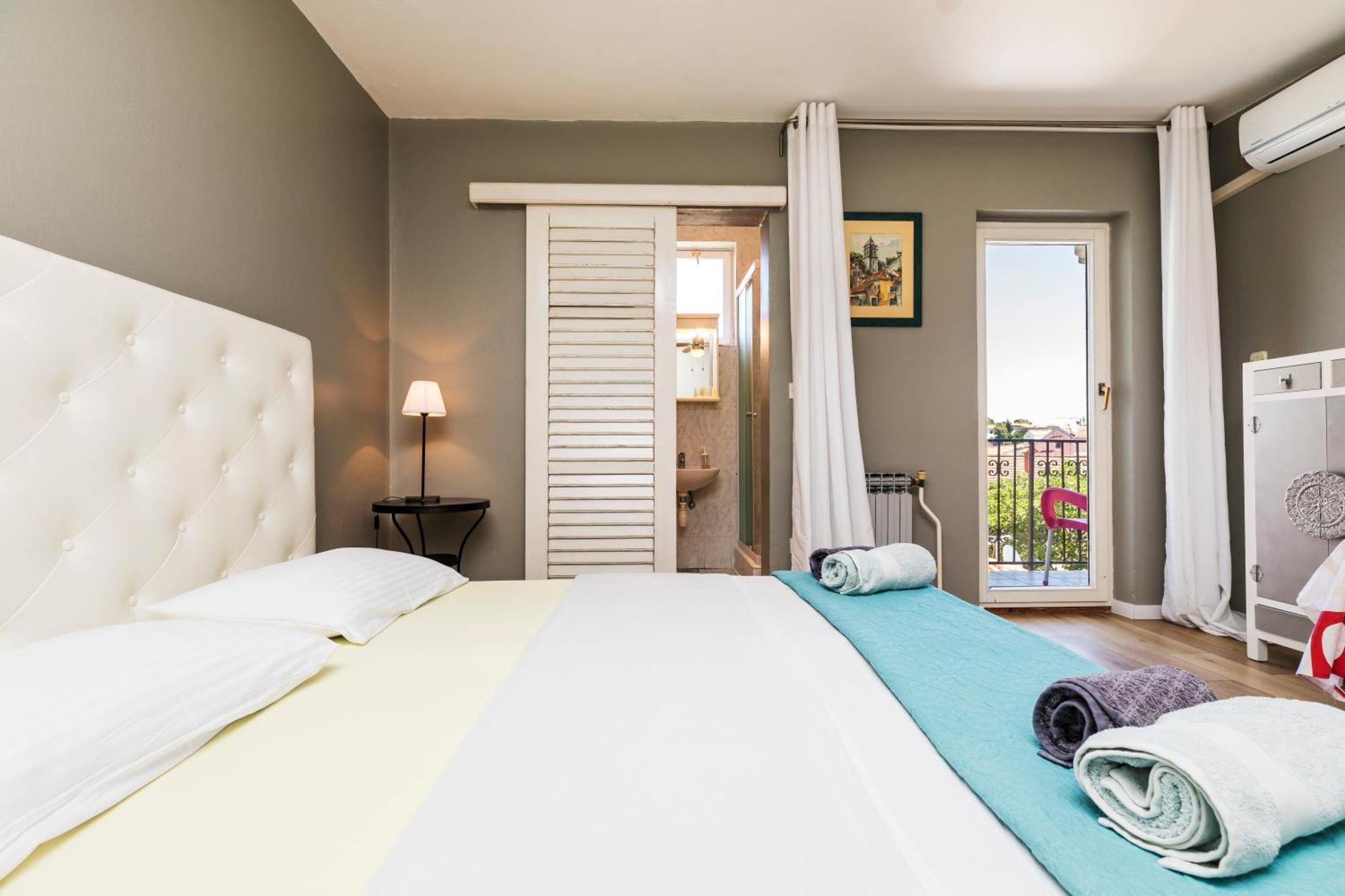 Alaburic Rooms & Apartment Mali Lošinj Dış mekan fotoğraf