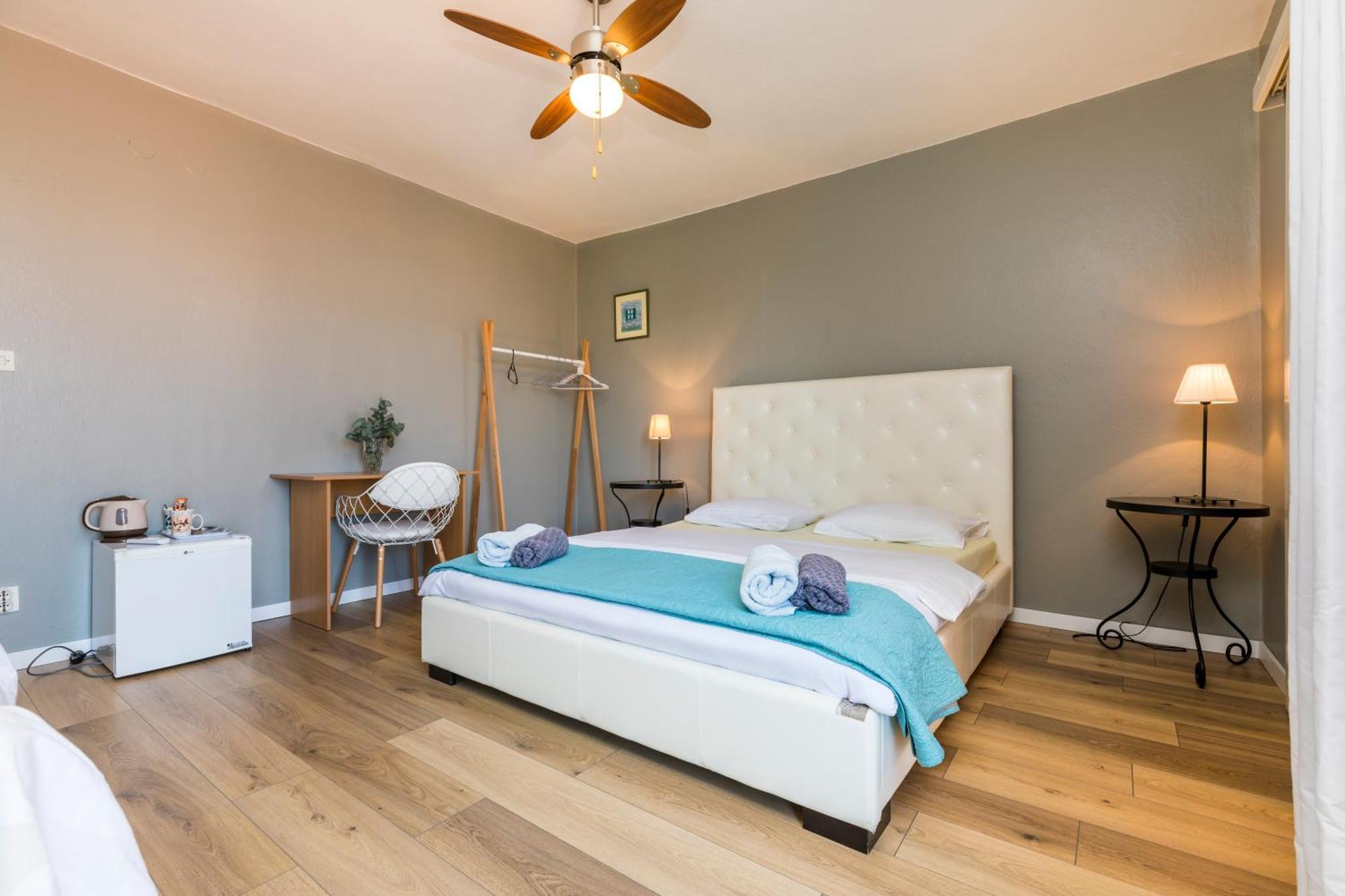 Alaburic Rooms & Apartment Mali Lošinj Dış mekan fotoğraf